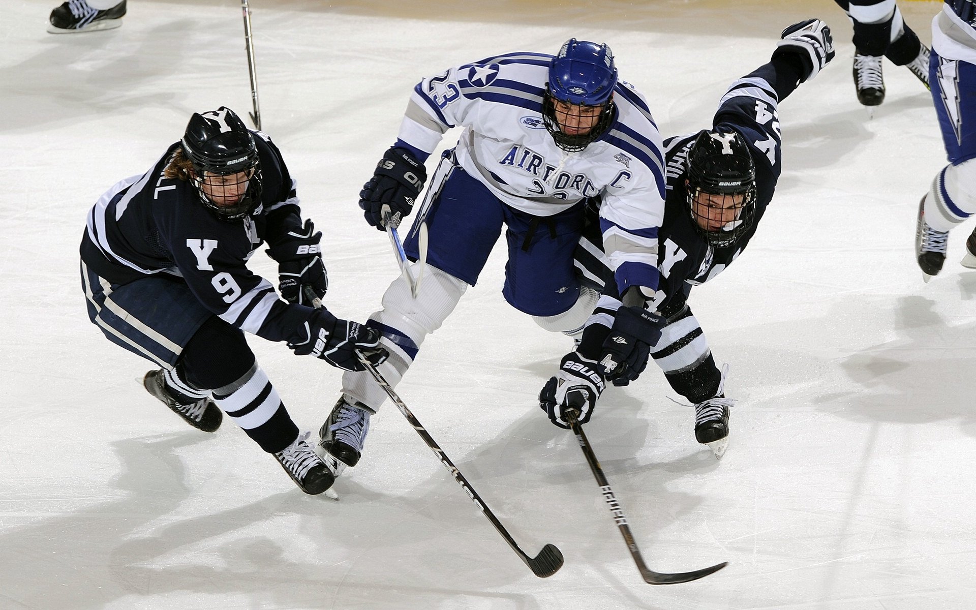 电竞激情燃烧青春热血,电竞青春3月2日