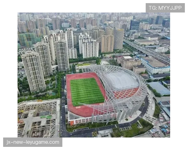 球场临时商业授权与城市经营许可衔接指南，临时足球场
